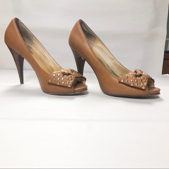 Michael Kors Cognac Leather Peep Toe Heels W/ Bow - Picture 4 of 7